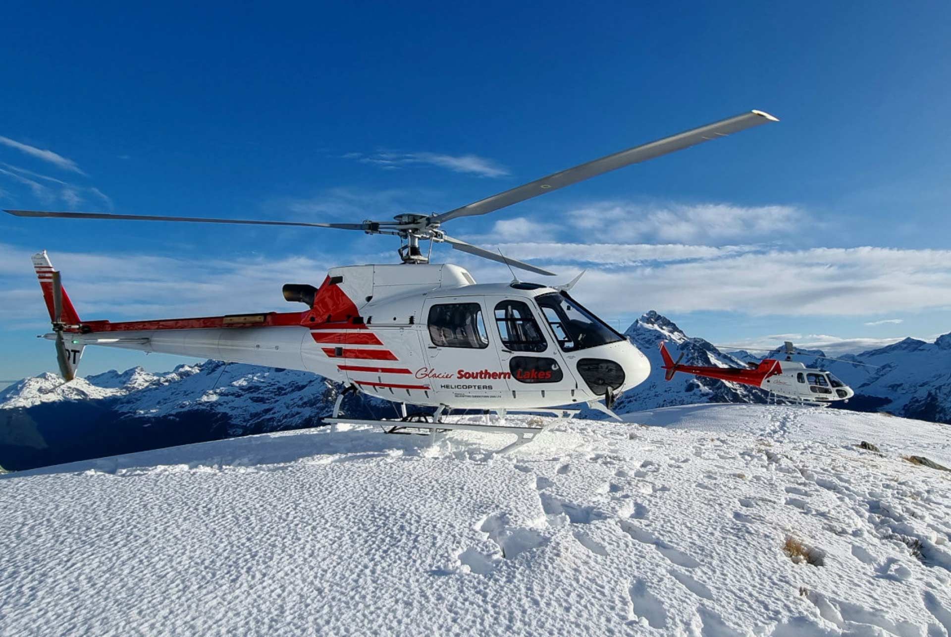 Glacier Southern Lakes Helicopters